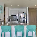 Frente al Mar con Inigualable Vista en Piso 34 WiFi