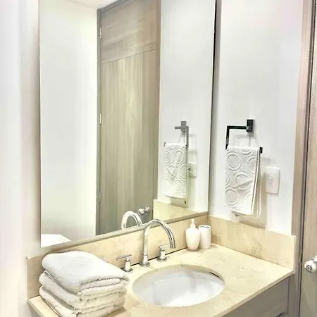 Frente Al Mar Con Inigualable Vista En Piso 34 Wifi Apartamento Cartagena